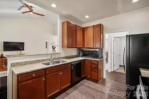 136 Grove End Rd, Fletcher, NC 28732 - Photo 9