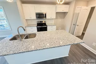 541 Martin Luther King Jr Blvd, Kannapolis, NC 28083 - Photo 7