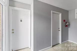 4747 Hedgemore Dr, Charlotte, NC 28209 - Photo 5