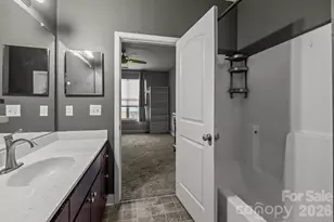 819 Seigle Point Dr, Charlotte, NC 28204 - Photo 23