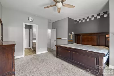 819 Seigle Point Drive, Charlotte, NC 28204 - Photo 21