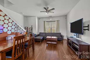 819 Seigle Point Dr, Charlotte, NC 28204 - Photo 15