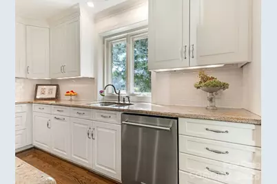 2424 Richardson Drive, Charlotte, NC 28211 - Photo 13