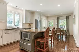 2424 Richardson Dr, Charlotte, NC 28211 - Photo 9