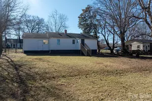 1453 19th Ave NE, Hickory, NC 28601 - Photo 5