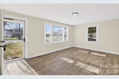 1453 19th Avenue NE, Hickory, NC 28601 - Photo 11