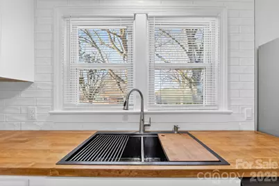 1453 19th Avenue NE, Hickory, NC 28601 - Photo 15