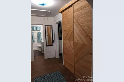 4033 W Tyvola Road, Charlotte, NC 28208 - Photo 17