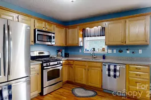 3124 Banks St, Lincolnton, NC 28092 - Photo 9