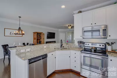 4294 Park South Station Boulevard, Charlotte, NC 28210 - Photo 13