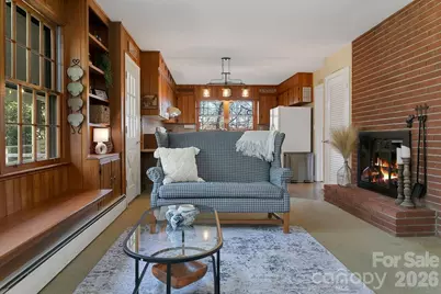 391 Hawthorne Drive, Brevard, NC 28712 - Photo 15