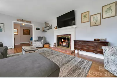 391 Hawthorne Drive, Brevard, NC 28712 - Photo 5