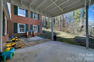 391 Hawthorne Dr, Brevard, NC 28712 - Photo 37