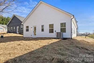 1562 7th Avenue Drive SW, Hickory, NC 28602 - Photo 25