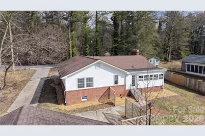 1627 Greenville Highway, Hendersonville, NC 28792 - Photo 35