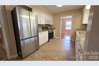 1627 Greenville Highway, Hendersonville, NC 28792 - Photo 17