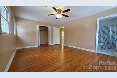 1627 Greenville Highway, Hendersonville, NC 28792 - Photo 15