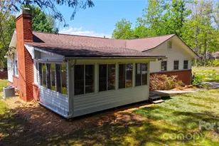 1627 Greenville Hwy, Hendersonville, NC 28792 - Photo 3