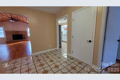 1627 Greenville Highway, Hendersonville, NC 28792 - Photo 23