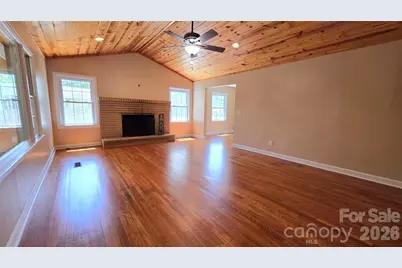 1627 Greenville Highway, Hendersonville, NC 28792 - Photo 5