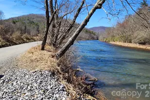 360 River Cv Ln, Hayesville, NC 28904 - Photo 5