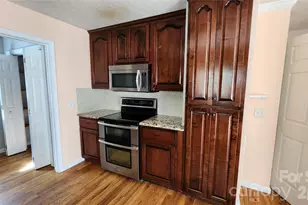 360 River Cv Ln, Hayesville, NC 28904 - Photo 9