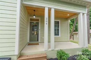 204 Maple Ave, Marion, NC 28752 - Photo 1