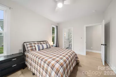 204 Maple Avenue, Marion, NC 28752 - Photo 13