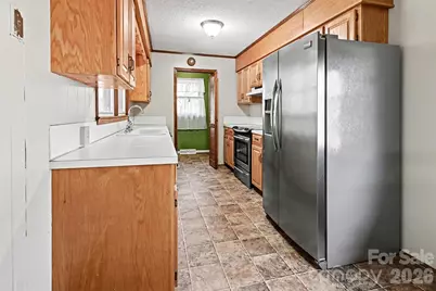 238 Lakeview Drive, Blacksburg, SC 29702 - Photo 5