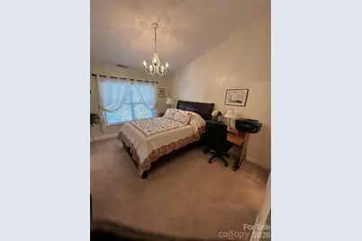 401 Hurston Circle, Charlotte, NC 28208 - Photo 13