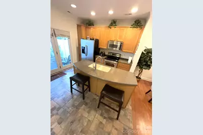 401 Hurston Circle, Charlotte, NC 28208 - Photo 7