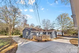 206 Hunter St, York, SC 29745 - Photo 17