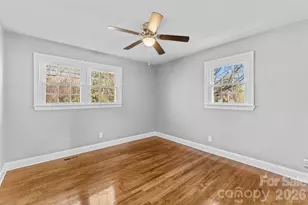 206 Hunter St, York, SC 29745 - Photo 9