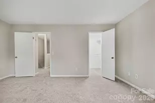 6042 Heath Valley Rd, Charlotte, NC 28210 - Photo 15