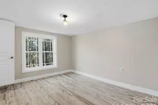 1212 Easy St, Hendersonville, NC 28791 - Photo 27