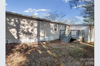 1212 Easy Street, Hendersonville, NC 28791 - Photo 9