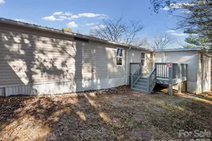 1212 Easy St, Hendersonville, NC 28791 - Photo 9