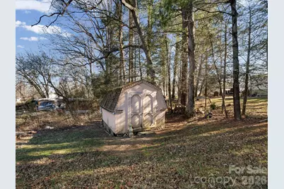 1212 Easy Street, Hendersonville, NC 28791 - Photo 7