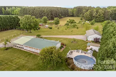 1720 Lowe Drive, Catawba, NC 28609 - Photo 3