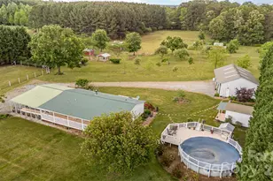 1720 Lowe Dr, Catawba, NC 28609 - Photo 3