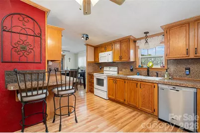 1720 Lowe Drive, Catawba, NC 28609 - Photo 9