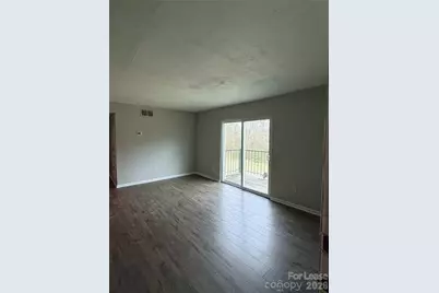 702 Farmhurst Drive #G, Charlotte, NC 28217 - Photo 3