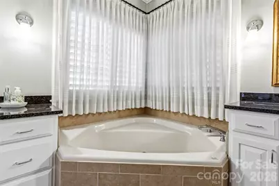 27 Clovelly Way, Asheville, NC 28803 - Photo 23