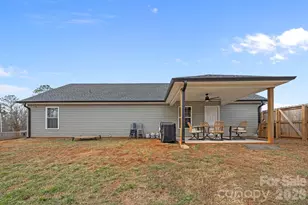 1464 King Rd, York, SC 29745 - Photo 11