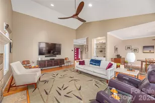 35 Hillcreek Dr, Asheville, NC 28804 - Photo 9