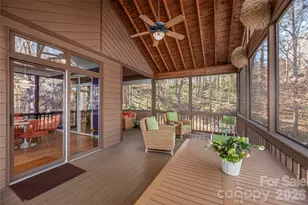 35 Hillcreek Dr, Asheville, NC 28804 - Photo 23