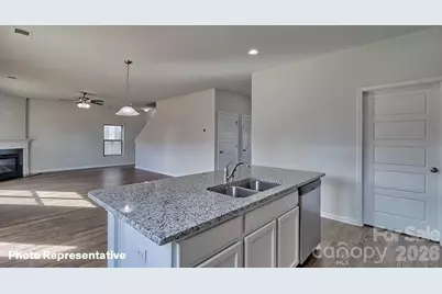 812 Candy Drive, Statesville, NC 28677 - Photo 3