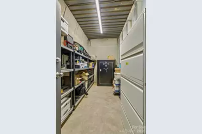 1510 Royal Lane, Lenoir, NC 28645 - Photo 33