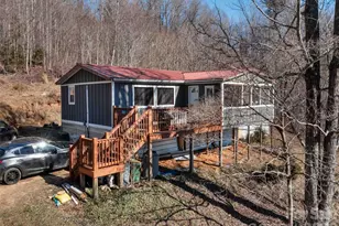 124 Cozy Cove Ln, Saluda, NC 28773 - Photo 3