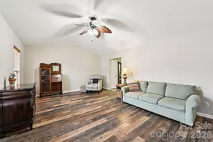 2041 Brantley Creek Dr, Kannapolis, NC 28083 - Photo 3